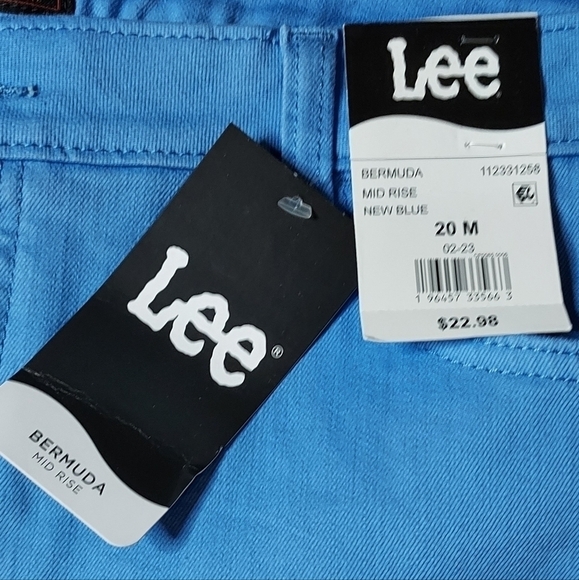 NWT LEE denim skort mid rise size 20" and Bermuda shorts mid rise size 20 plus - Picture 9 of 14